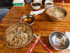 -正宗杨记普洱酸醋米线(总店)