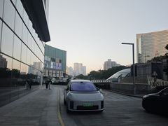 -上海世纪汇广场
