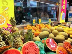 -三亚火车头万人海鲜广场