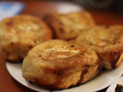 -宝瑞门钉肉饼店