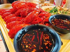 -肥肥虾庄·金牌油焖大虾(汉街SKP店)