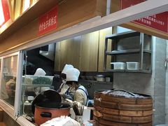 -李与白包子铺(桐梓林店)
