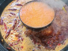 -黄潇洒老火锅(九眼桥宏济巷店)