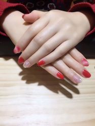 -进巍美甲美睫店