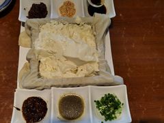 -95号酱骨·一块豆腐(展春园西路店)