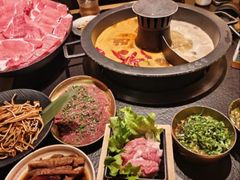 -晓宇重庆火锅(西安荟聚店)