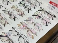 -零度眼镜·宝视友·蔡司依视路(吾悦花街店)