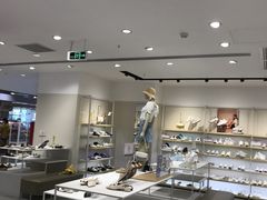 -hotwind热风(丽影广场店)