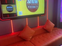 -星聚会KTV(龙湖上海奉贤天街店)