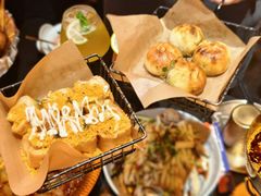 -何师烧烤·香辣蟹·川菜·30年老品牌(太古里旗舰店)