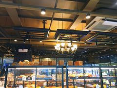 面包甜点陈列柜-红跑车(三孝口店)