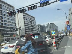 -义乌小商品批发市场(中国小商品城·篁园服装市场店)