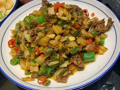 小炒黄牛肉-东门头·江鲜小馆(新天地店)