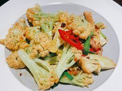 小炒有机花菜-上名堂·鱼头好吃(体育场路店)