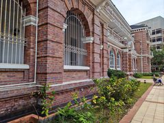 -香港大学