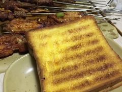 -喝丢一只鞋海鲜烧烤·海肠捞饭(文体街店)