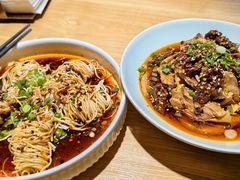 -嫩芽 ·地道重庆菜(十八梯露台夜景店)