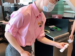-麦当劳(展览路店)
