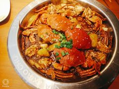-钳小厨疯味1987肉蟹煲(美一城广场店)
