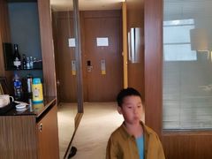 -上海滴水湖皇冠假日酒店