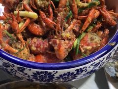 -虾弄弄海派小龙虾·牛羊蝎子火锅