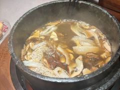 -芸山季·云南山珍菌火锅(人民广场来福士店)