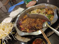 -重庆风光老灶火锅城(同德广场店)