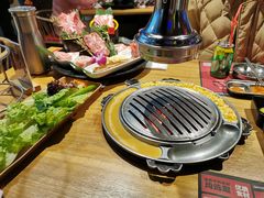 十宫格融合烤肉-青瓦炭韩潮烤肉(花园道店)