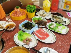 -四囍码头海鲜烧烤自助火锅(外滩南京东路悦荟广场店)