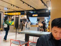 -麦当劳(中山公园龙之梦店)