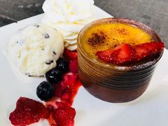 焦糖布丁-莓园冰淇淋店