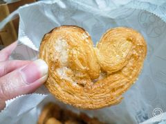 蝴蝶酥-上海哈尔滨食品厂(淮海中路店)