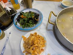 -朴小妹人参鸡汤火锅(长白山万达店)