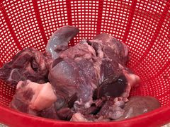 -标记美食新鲜猪杂(兴南大道店)