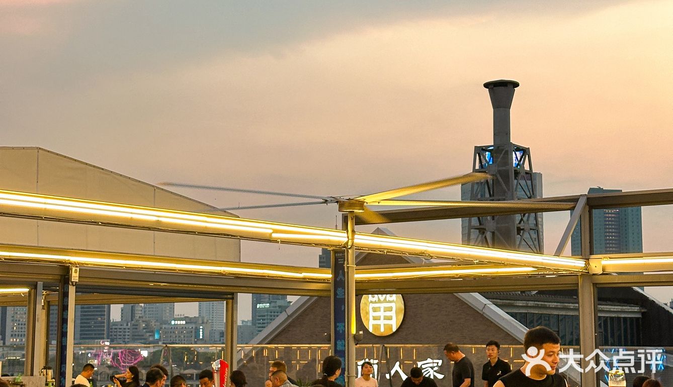 我靠！宁波人晚上都在这里吃饭吗？