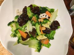 -那家老院子东北菜·饺子·小鸡炖蘑菇(艳华街店)