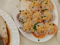 蒜蓉粉丝蒸元贝-五谷芳乳鸽王(海景店)