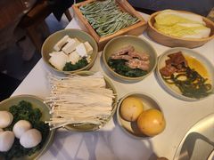 -左庭右院鲜牛肉火锅(环球港店)
