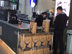 -瑞幸咖啡(济南绿城玉兰广场店)