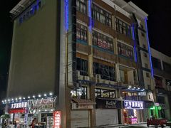 -大学城美食街