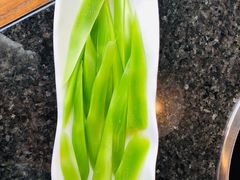 -三个四川人火锅(华联商厦店)