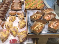 -巴黎贝甜(常德路店)