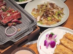 -娜仁图雅蒙古美食村(33小镇店)