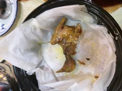 盐焗鸽皇-一煲鸽