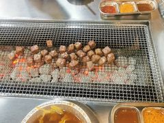 -马路牙子烧烤音乐酒馆(望京店)