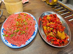 耙猪蹄-萍姐火锅·公路夜市(南京新街口店)
