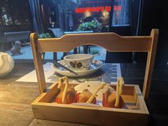 -穿越·外婆家(西溪天堂店)