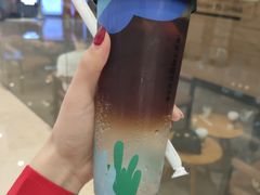 气炫冰山美式-星巴克臻选(威海威高广场店)