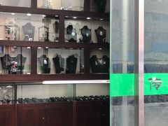 -云洲古玩城(大木桥路店)