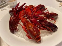 冰镇梅汁小龙虾-上海兴国宾馆 丽宫中餐厅